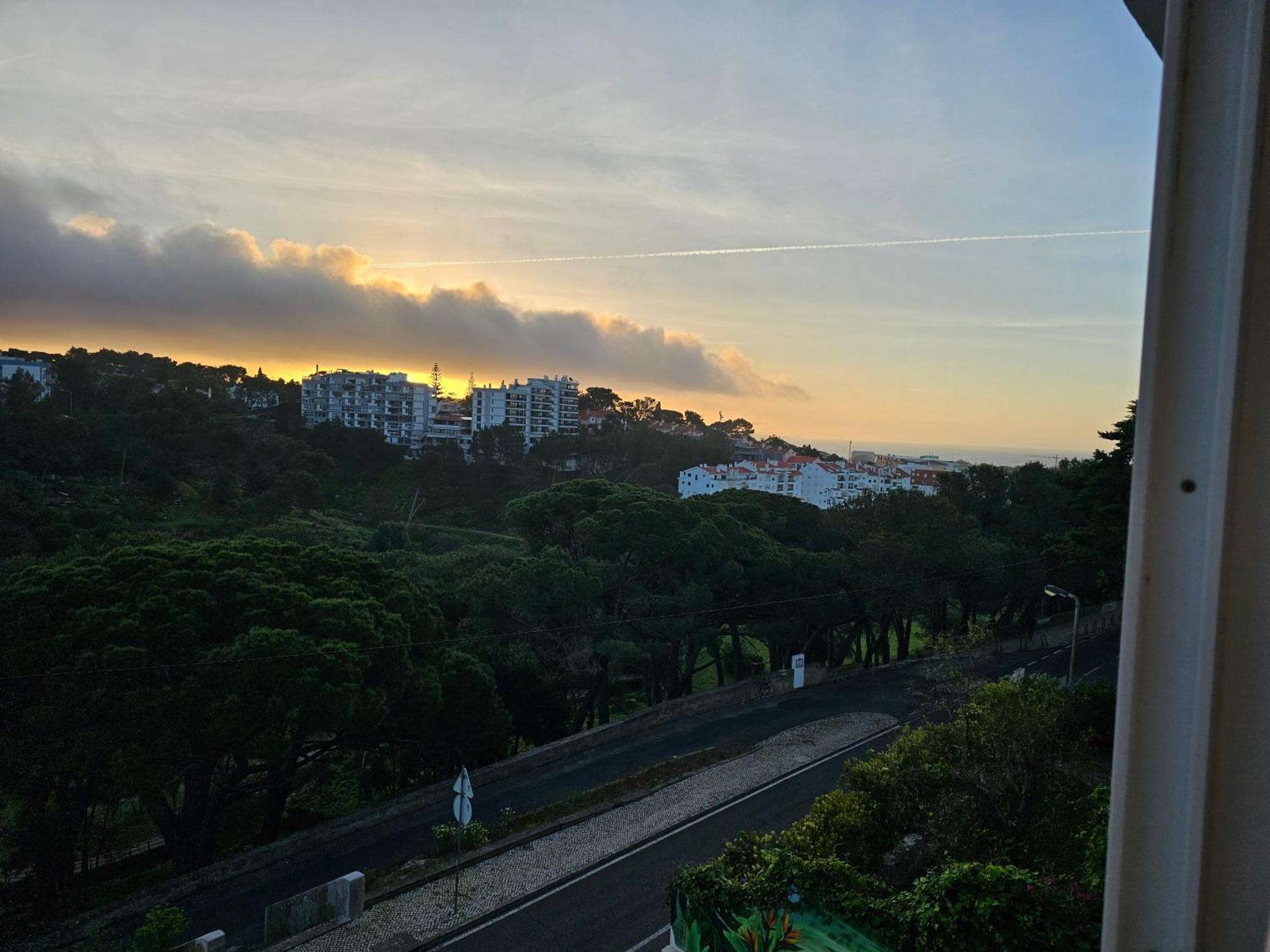 Peers Guest House Cascais Esterno foto