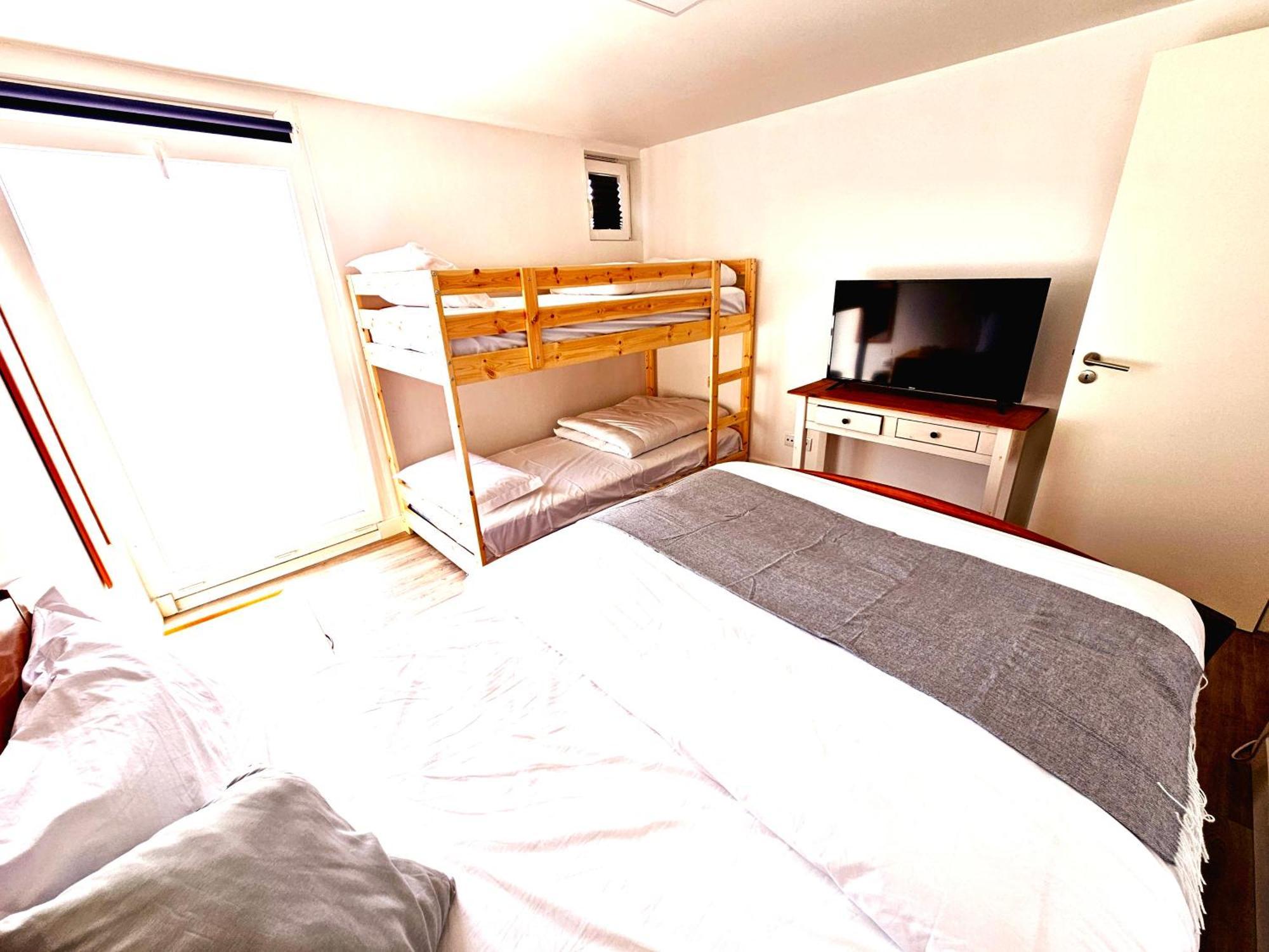 Peers Guest House Cascais Esterno foto