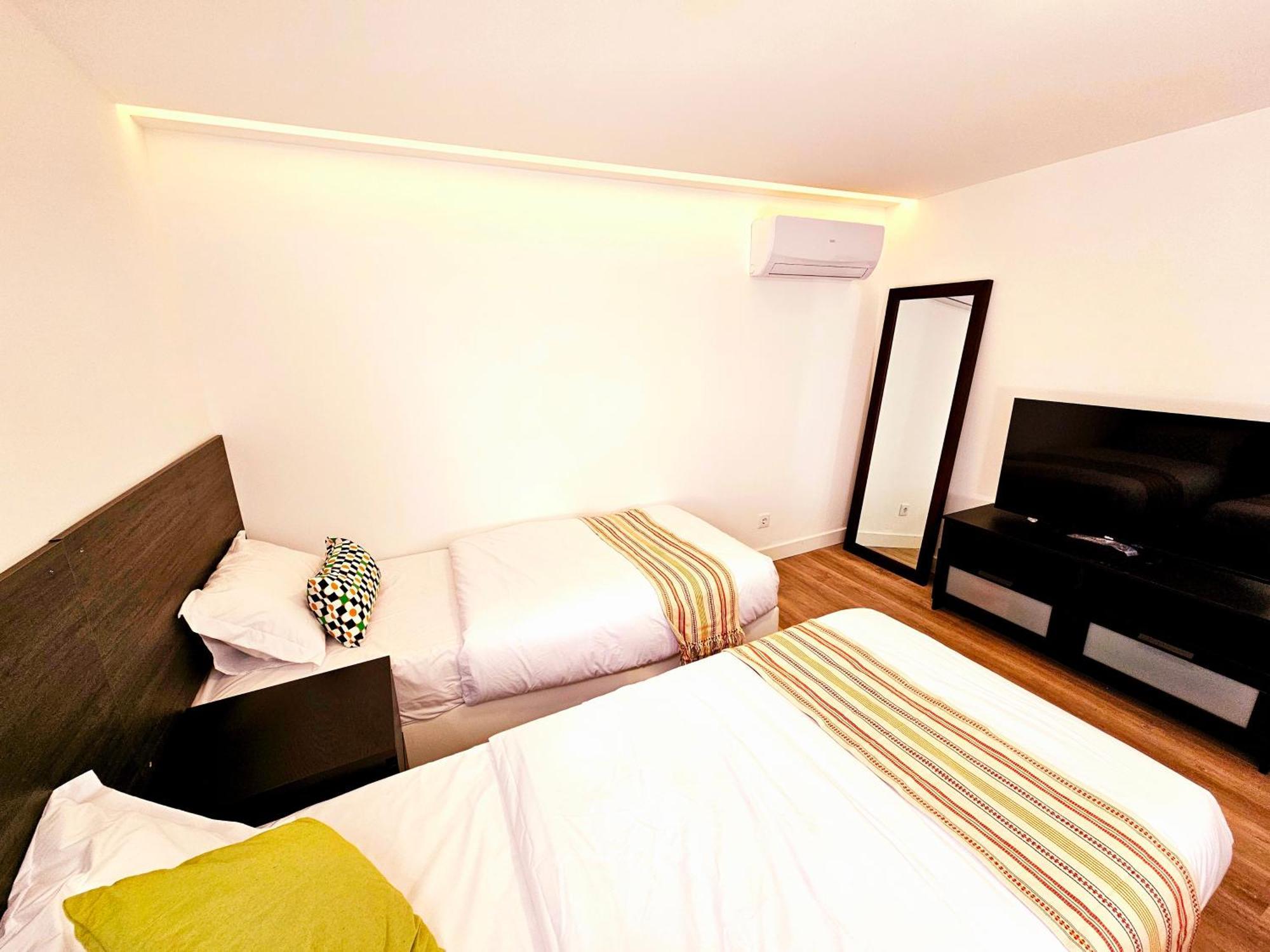 Peers Guest House Cascais Esterno foto