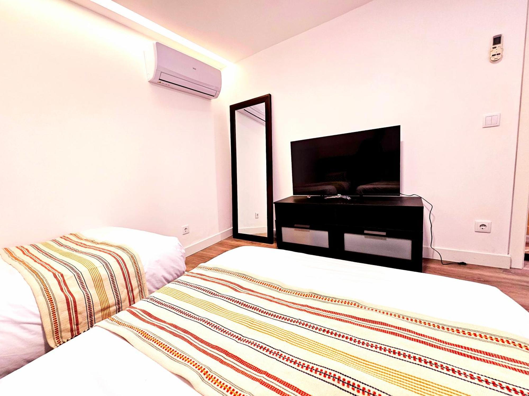 Peers Guest House Cascais Esterno foto